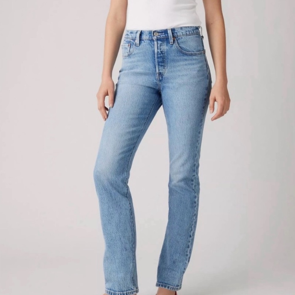Levi's Women's Light Blue Jeans